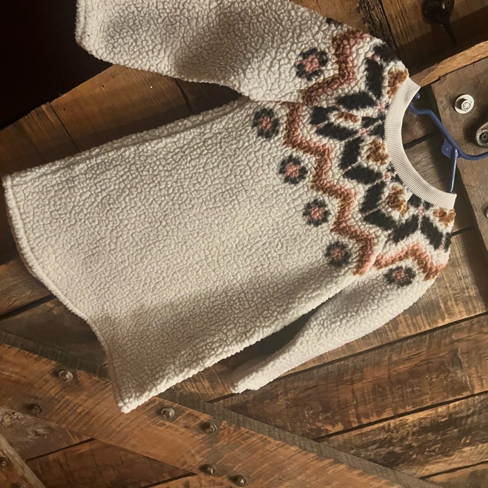 Girls 5t old navy sweater